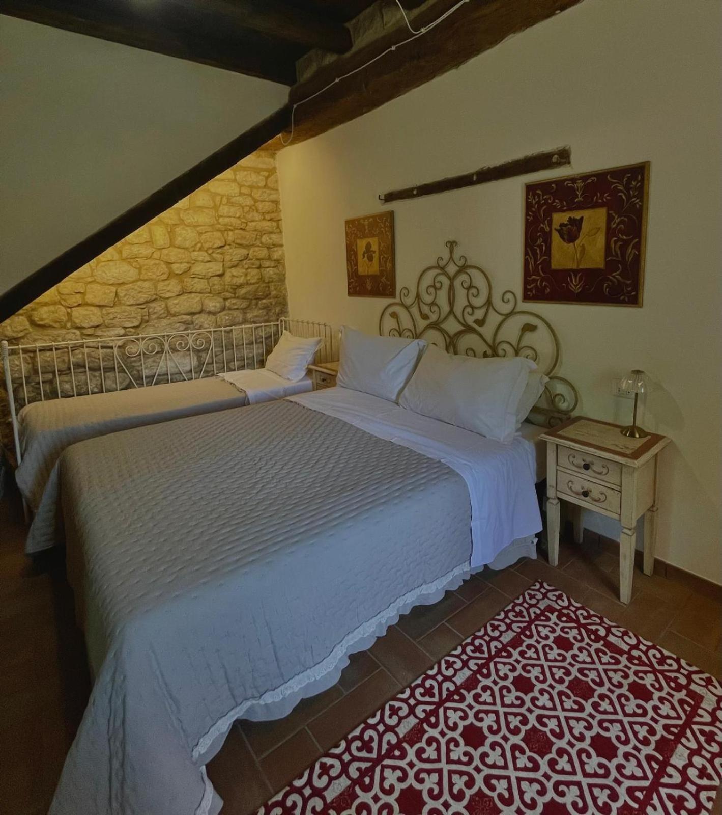 Agriturismo Casa Rastelli Monte Orsello Rum bild